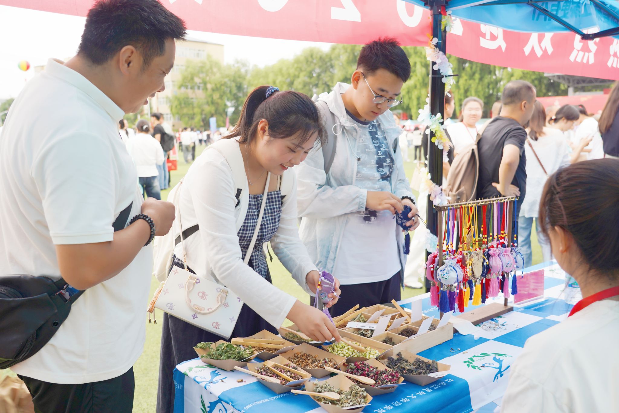 跨越山海奔赴牡医大
