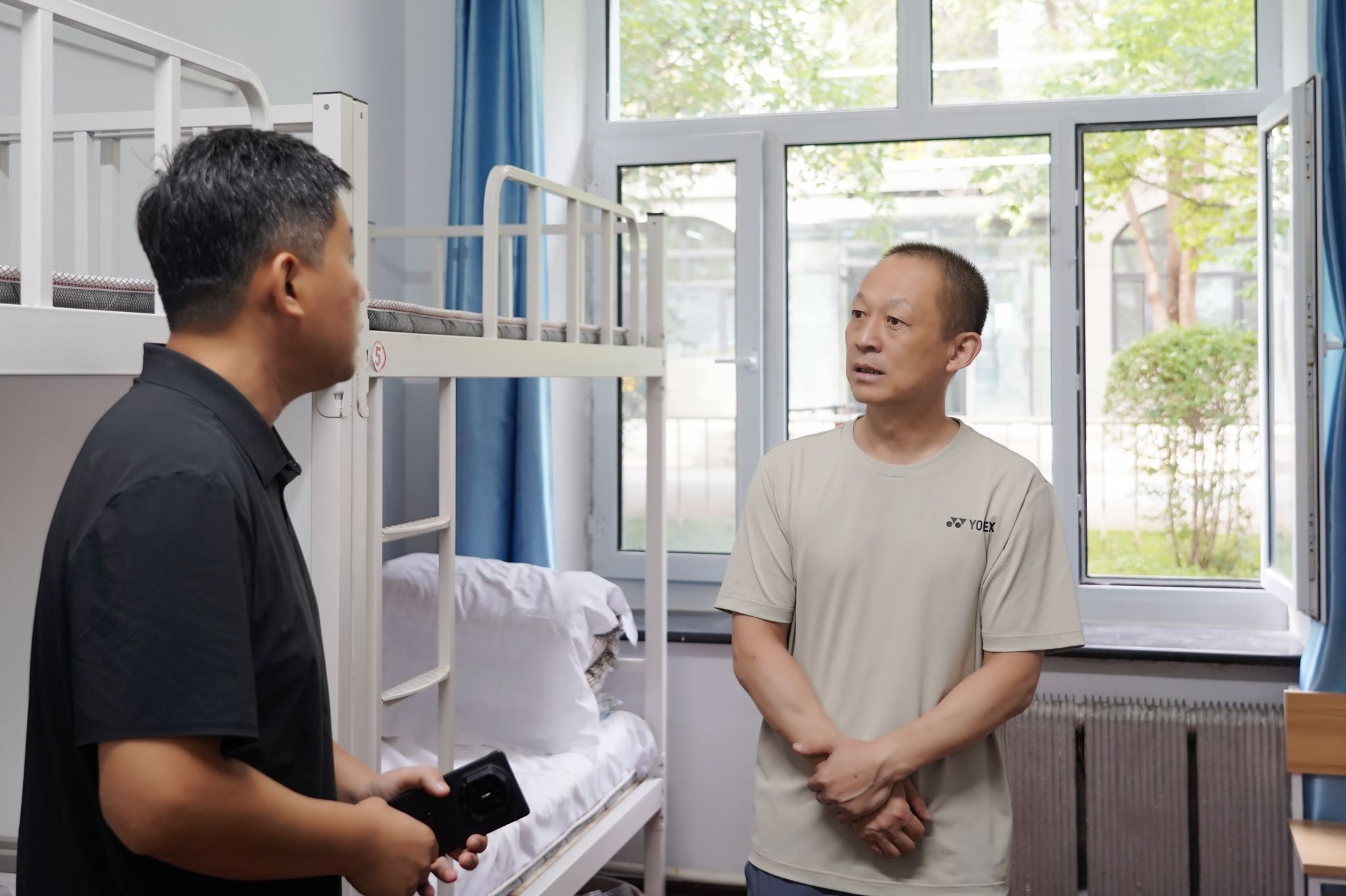 校长李春江带队深入校园各暑期工程施工